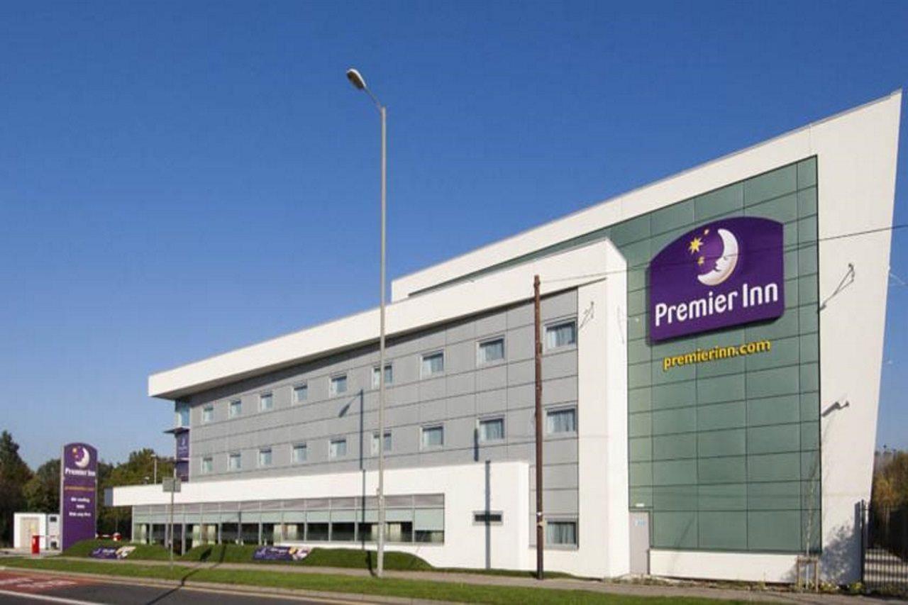 Premier Inn Liverpool John Lennon Airport スピーク エクステリア 写真