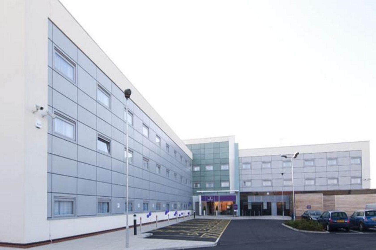Premier Inn Liverpool John Lennon Airport スピーク エクステリア 写真