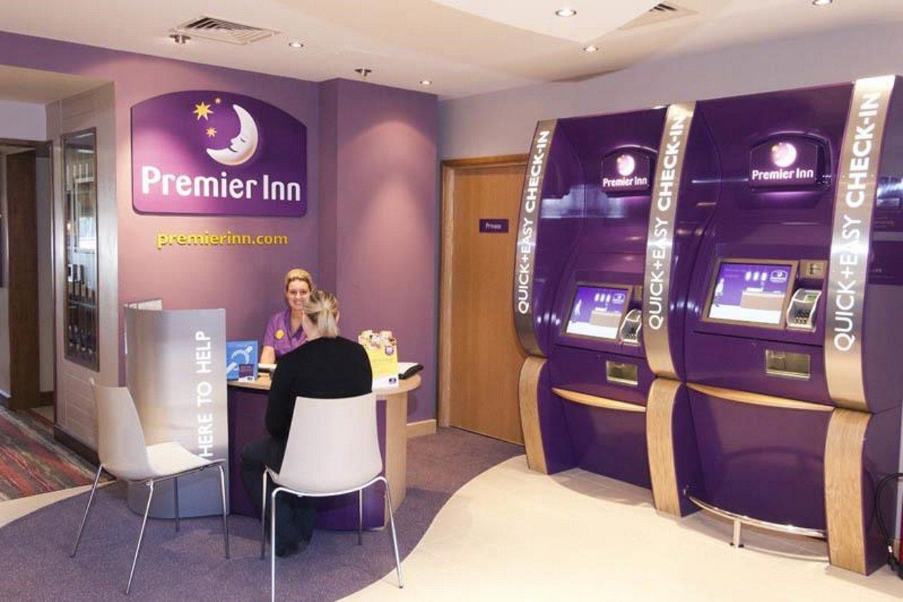 Premier Inn Liverpool John Lennon Airport スピーク エクステリア 写真