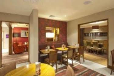Premier Inn Liverpool John Lennon Airport スピーク エクステリア 写真